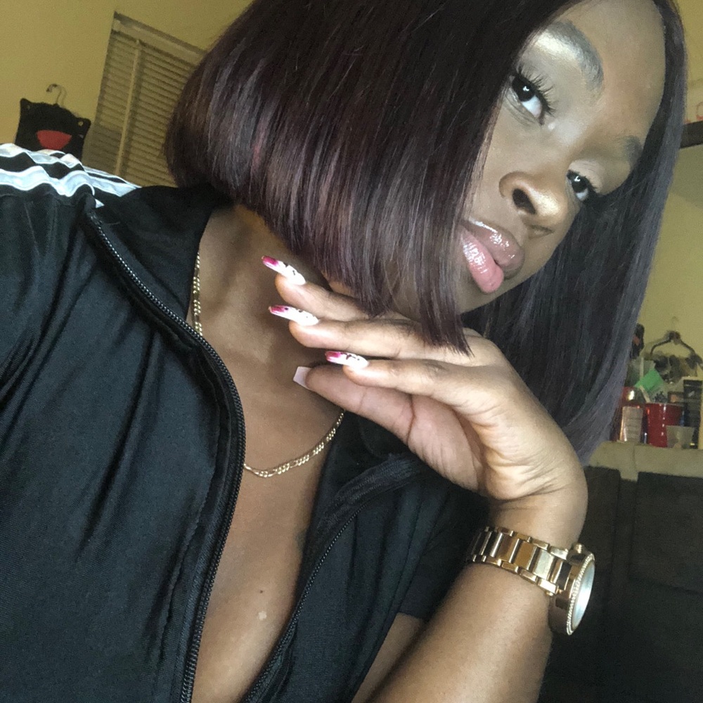 Meet your Posher, Ideisha